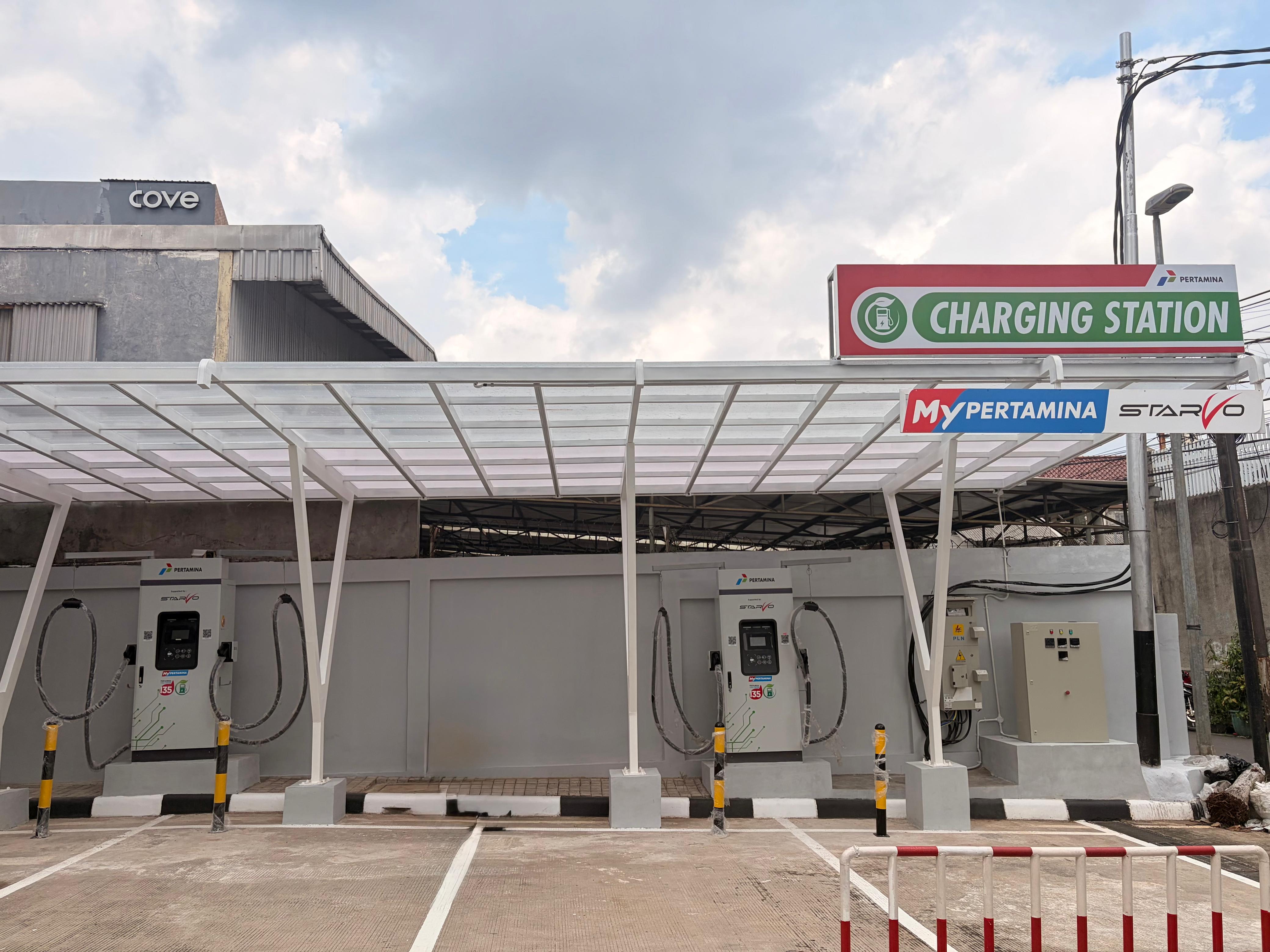Stasiun Starvo Express di Pertamina Fatmawati
